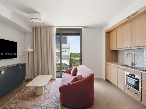 2700 NW 2nd Ave #432, Miami, FL 33127