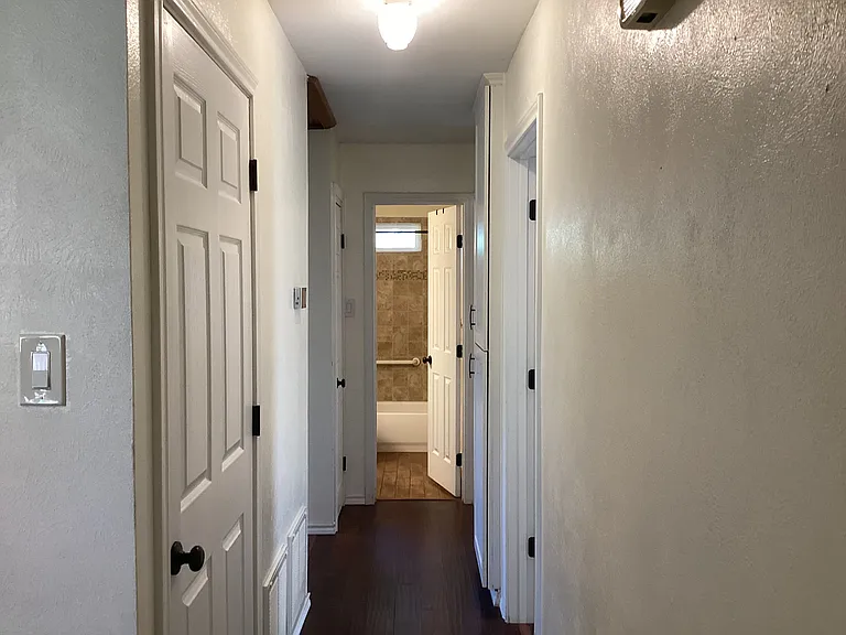 776 Ponderosa Dr — Photo 5