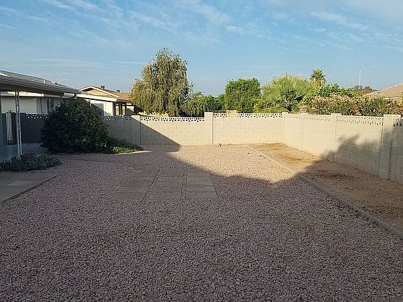 4th image of 8102 E Madero Ave