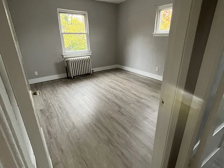 1906 Elsmere Ave #9 — Photo 3