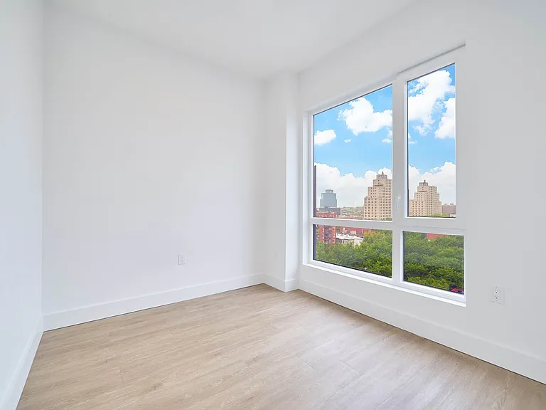 82 4th Ave #8BB — Photo 7