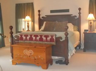 484 Riverwood Trl, Augusta, WV 26704