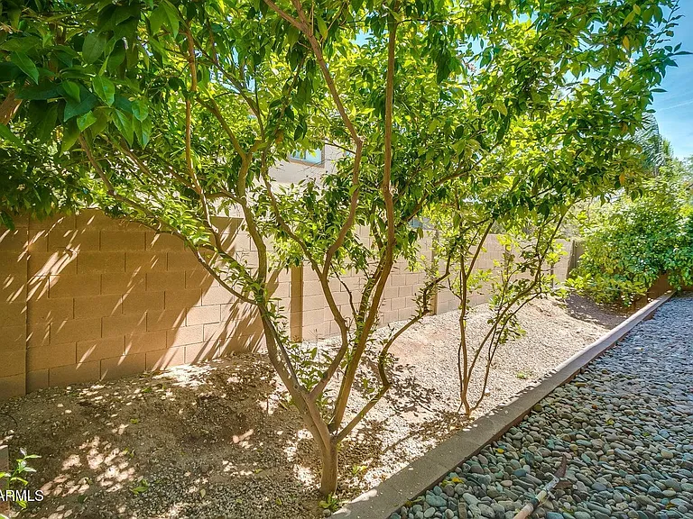 2892 E Beechnut Pl — Photo 49