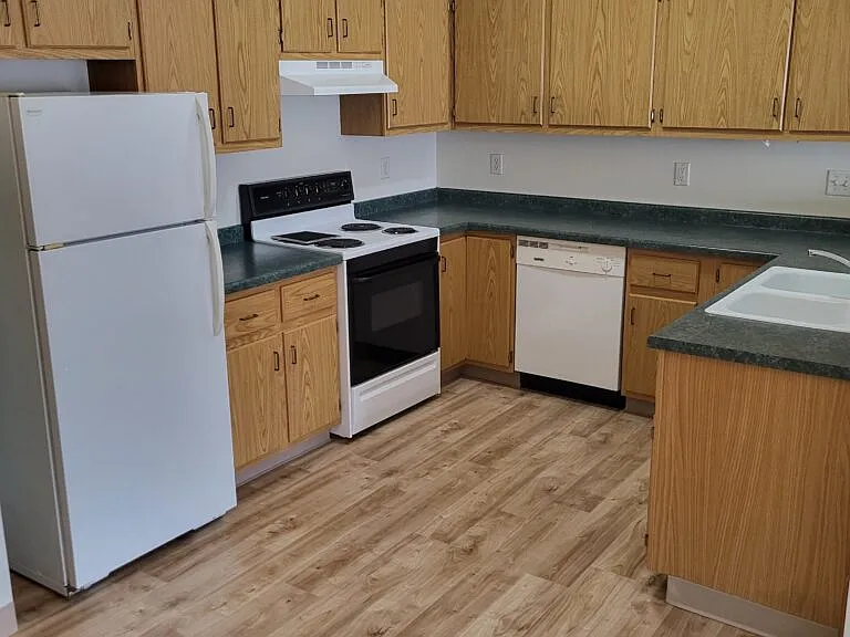 2700 E Plank Rd #2 — Photo 3