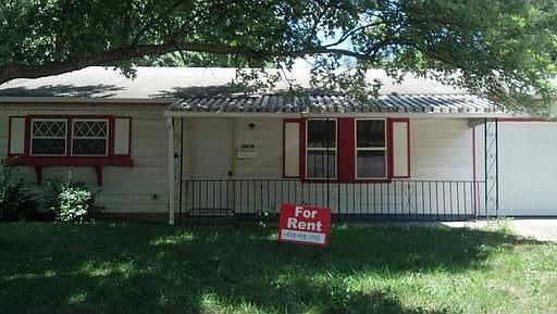 1st image of 3929 Chateau Dr