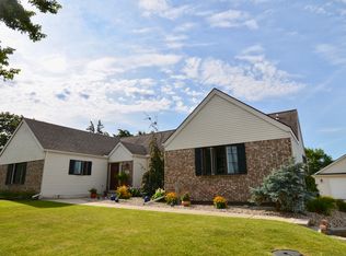 9855 Sylvania Metamora Rd, Sylvania, OH 43560