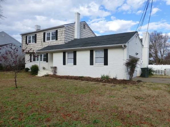 56 Ivy Home Rd, Hampton, VA 23669