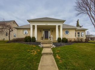 970 Linworth Village Dr, Columbus, OH 43235