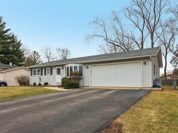 1903 Hazelwood Dr, Lindenhurst, IL 60046