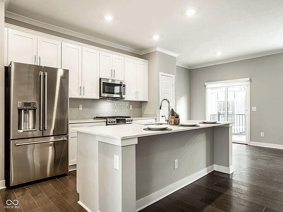 5th image of 11581 Fulham St