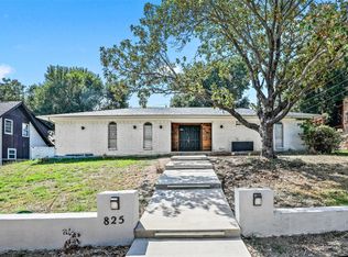 825 Austrian Rd, Grand Prairie, TX 75050