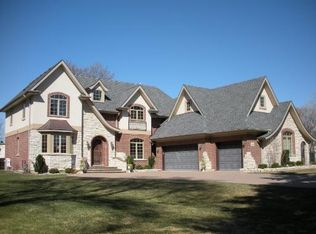 1118 E Thomas St, Arlington Heights, IL 60004