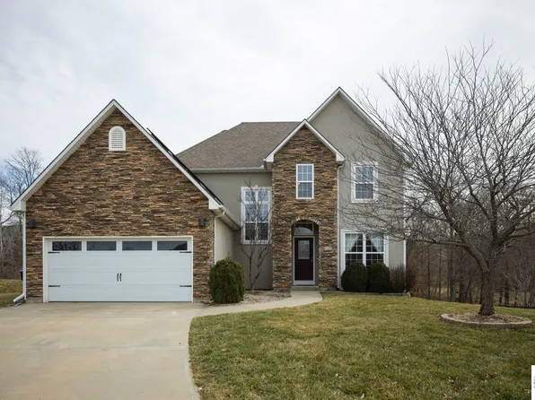 629 Oakmont Dr, Warrensburg, MO 64093