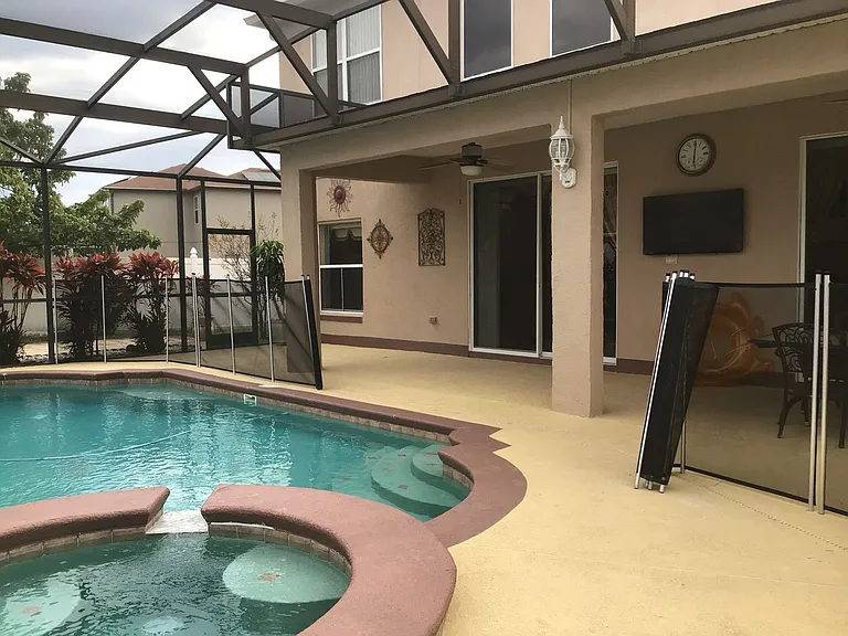 410 Bloomfield Dr — Photo 25