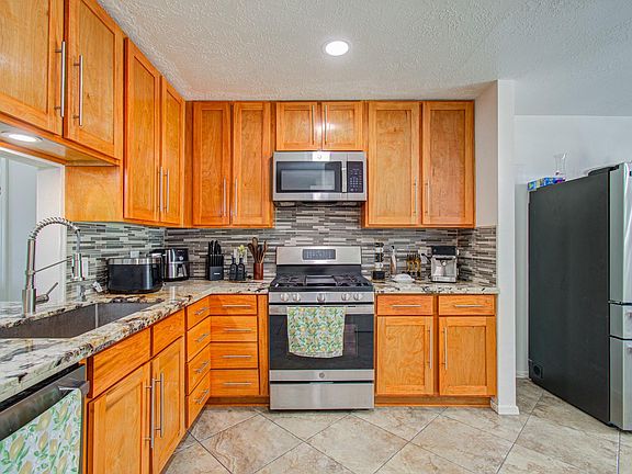 5th image of 16127 Forest Way Dr