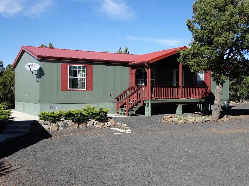 Front View of Home