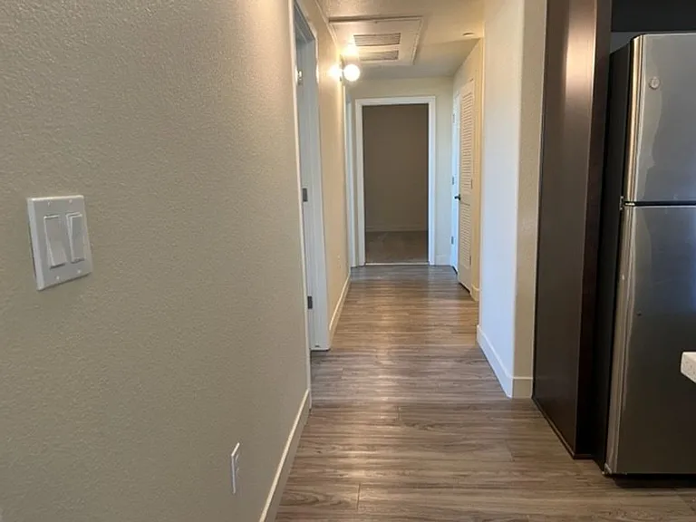 Luxe Ripon Apartments — Photo 102