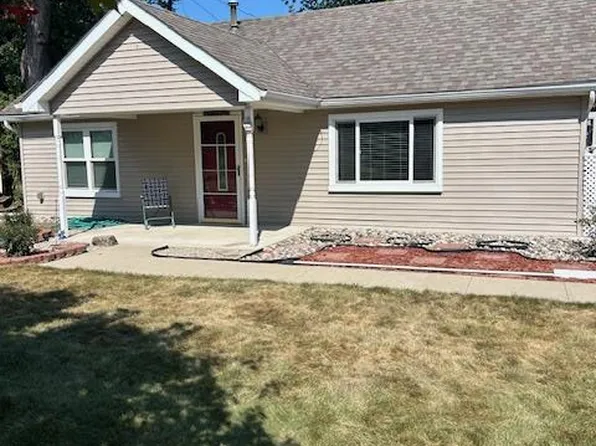 35236 Glen St, Westland, MI 48186