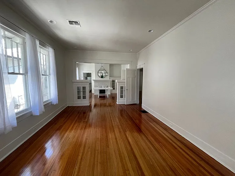 1519 Pine St — Photo 3