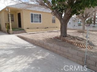 940 W Buena Vista St, Barstow, CA 92311