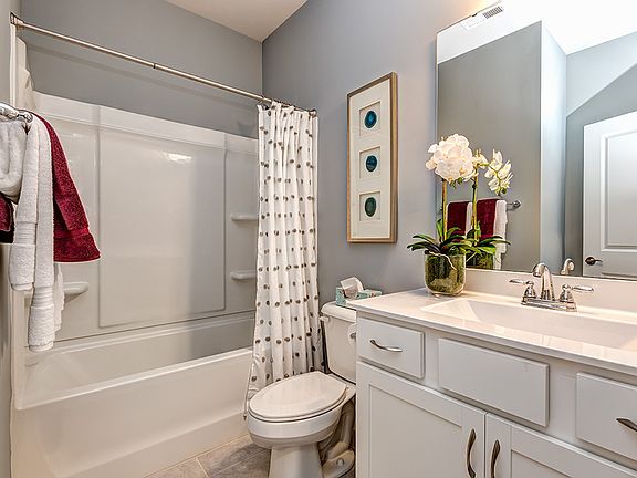 Photo is for illustrative purposes only