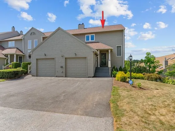 72 Hilltop Dr Unit F, North Providence, RI 02904