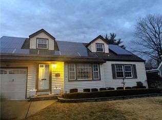 2365 Babylon St, Wantagh, NY 11793