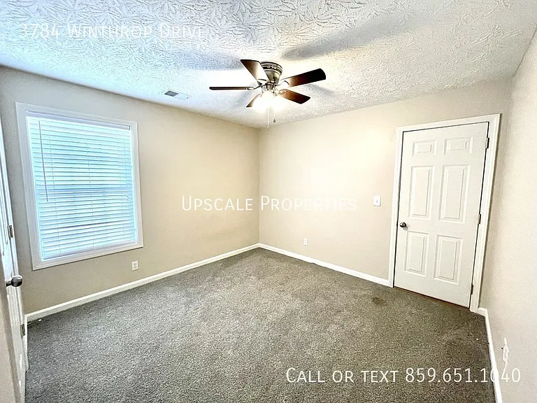 3784 Winthrop Dr — Photo 15