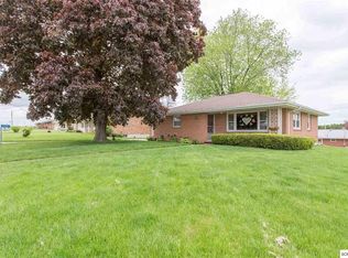 9607 Monticello Dr, Dubuque, IA 52003