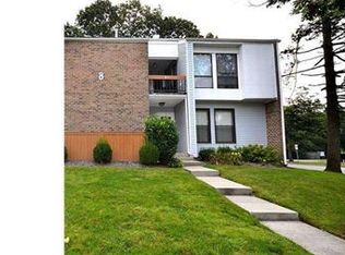 8I Twin Rivers Dr #802, East Windsor, NJ 08520