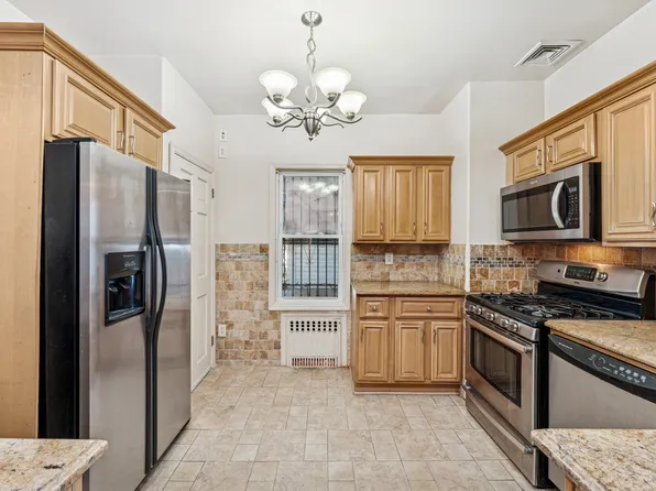 4109 Avenue I image 7 of 26