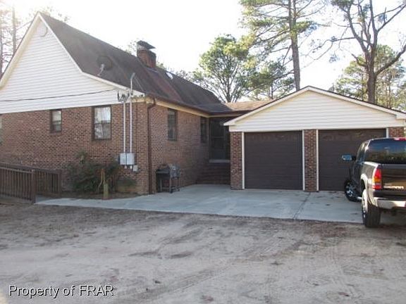 3rd image of 210 Knollwood Ln
