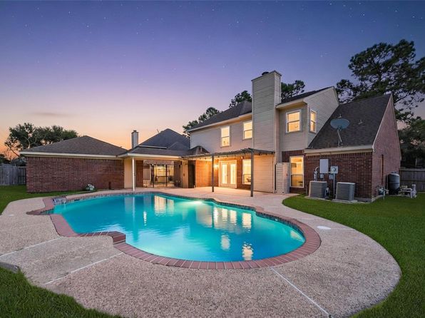 17618 Rustling Aspen Ln, Houston, TX 77095