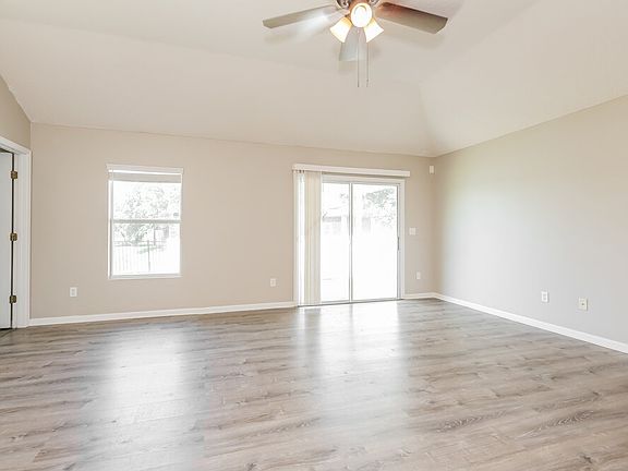 4th image of 1033 Bains Lake Dr