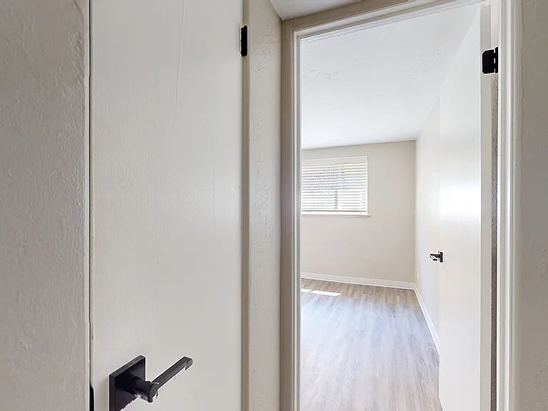 Brittany Manor — Photo 17