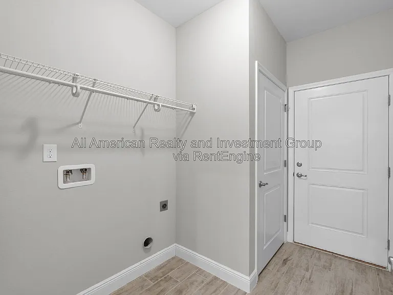 103 Short St — Photo 13