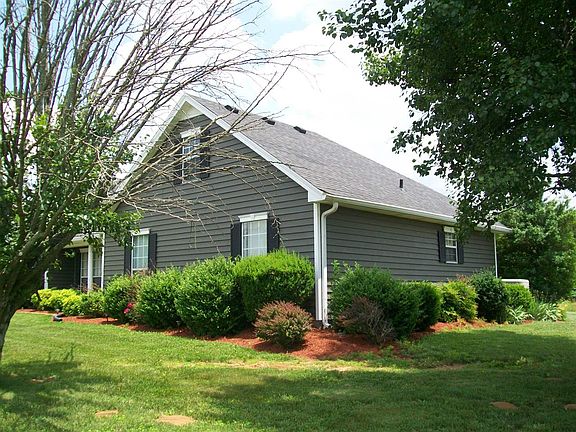 5th image of 100 Bobbi Ln