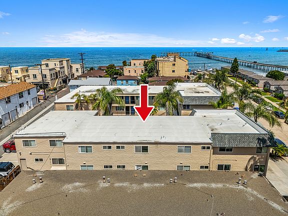 With just a few blocks to the ocean!