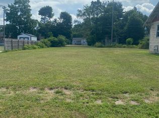 1045 Broadway Ave, Benton Harbor, MI 49022