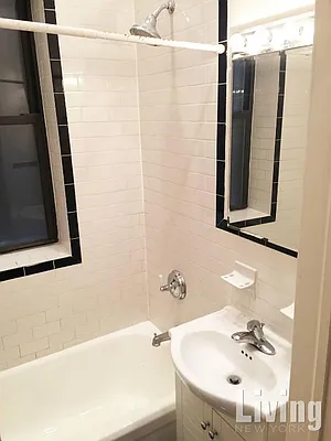 Rented by Living New York | media 9