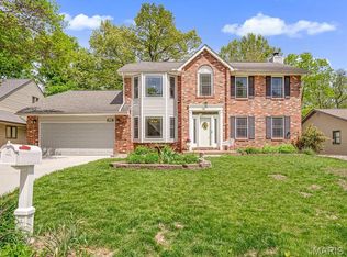 866 Meadowview Ln, Columbia, IL 62236