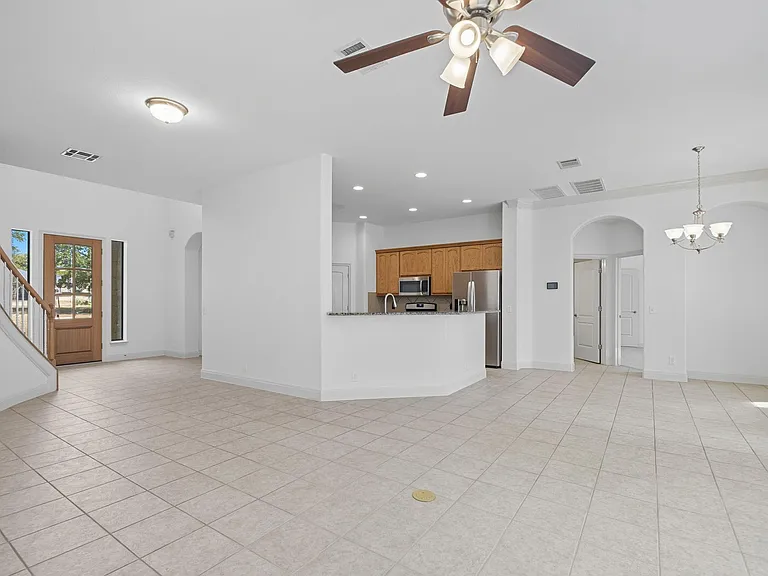 117 Hornsby Trl — Photo 8