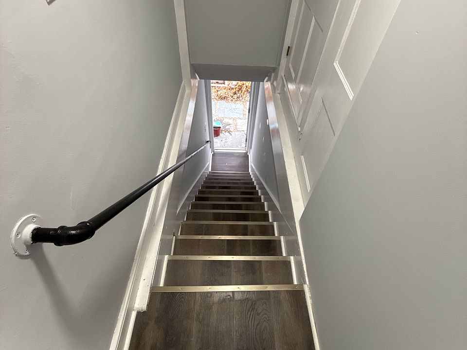 main staircase leading to apartment