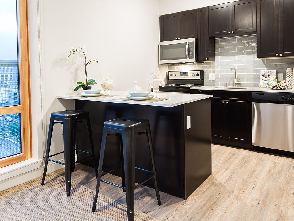 1st image of 601 E Pike St Unit 408