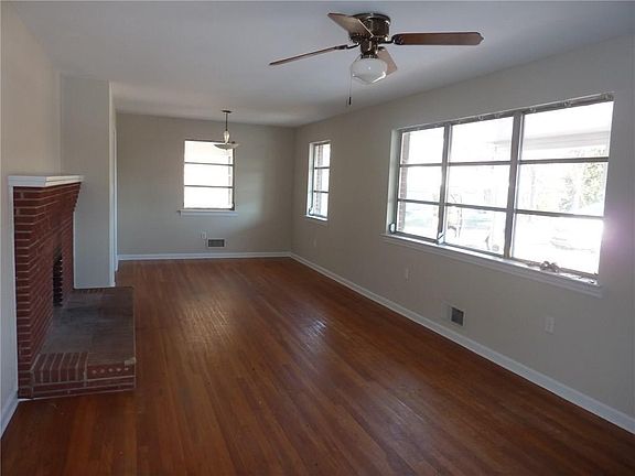3rd image of 3566 Dorsey Dr