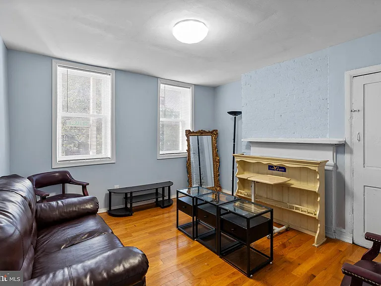 1818 E Pratt St #B — Photo 8