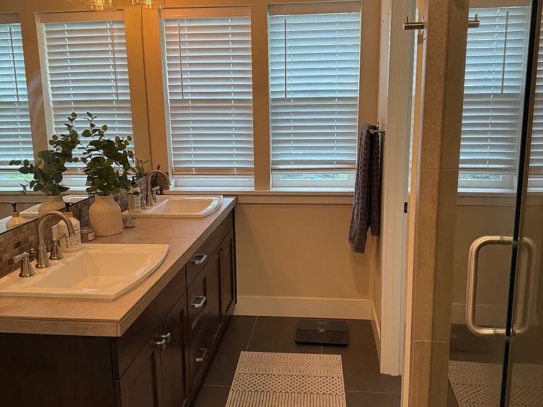 20477 Byron Ave — Photo 16