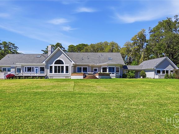 4th image of 324 Bradley Point Road