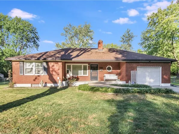 2734 Glendale Ave, Independence, MO 64052