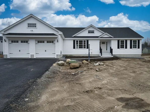 66 Berube Ln Lot 29, Dracut, MA 01826